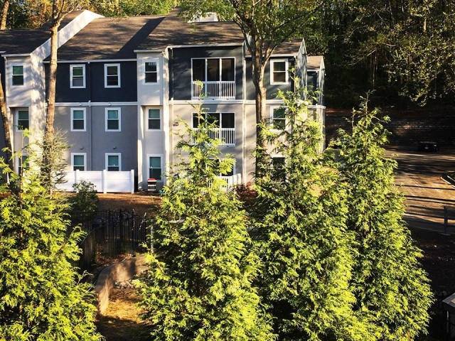 Apartment for rent at 7100 Roswell Rd NE #C23, Atlanta, GA 30328