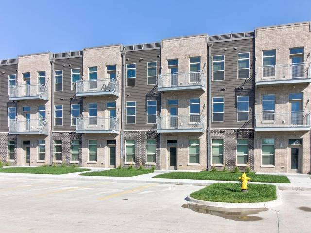 Apartment for rent at 430 SE Laurel St #E11, Waukee, IA 50263