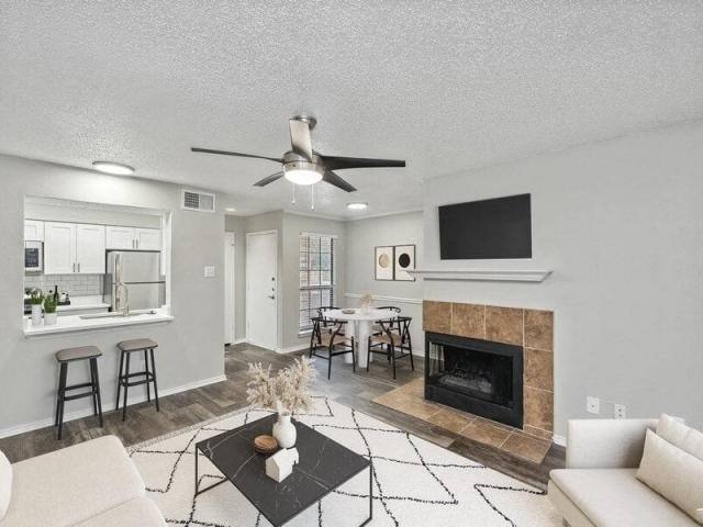 Apartment for rent at 3637 E Trinity Mills Rd #E22, Dallas, TX 75287