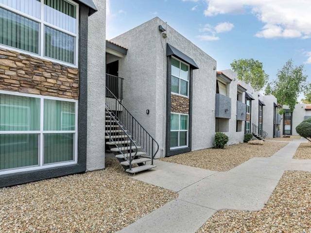 Apartment for rent at 4715 N Black Canyon Highway E32, Phoenix, AZ 85015