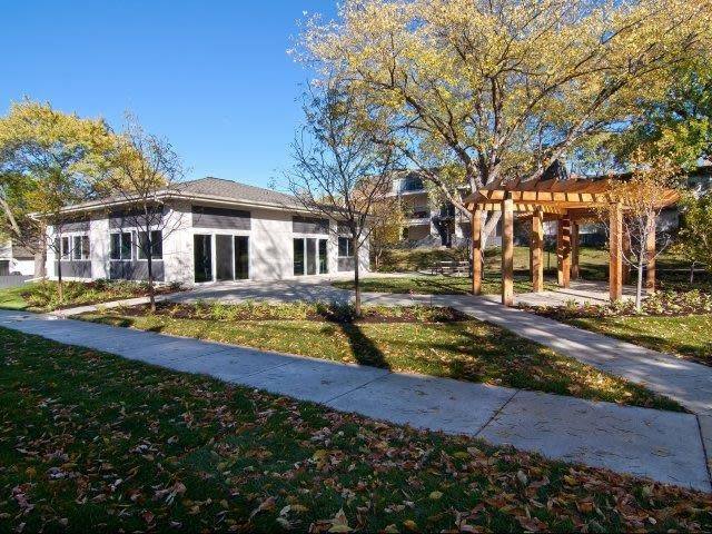 Apartment for rent at 5156 Lincoln Dr #E32, Minneapolis, MN 55436