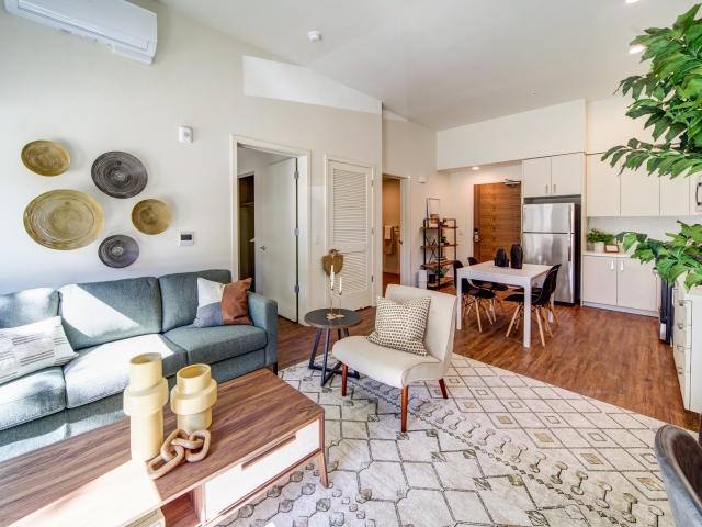 Apartment for rent at 1925 F St #E32, Sacramento, CA 95811