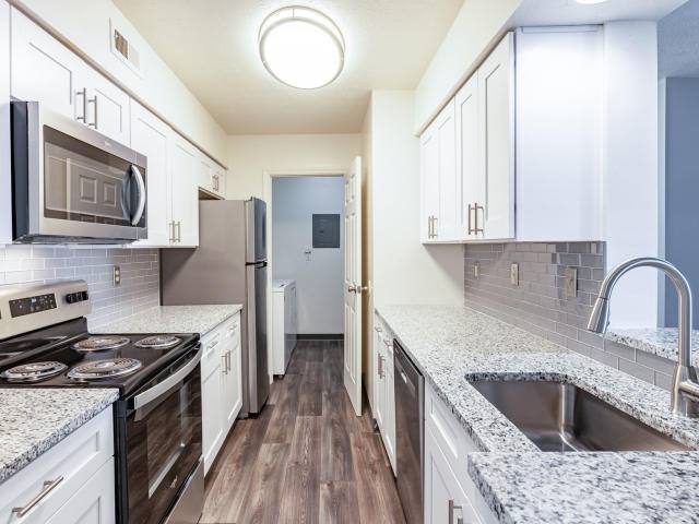 Apartment for rent at 2480 Foxhill Dr #E13, Miamisburg, OH 45342