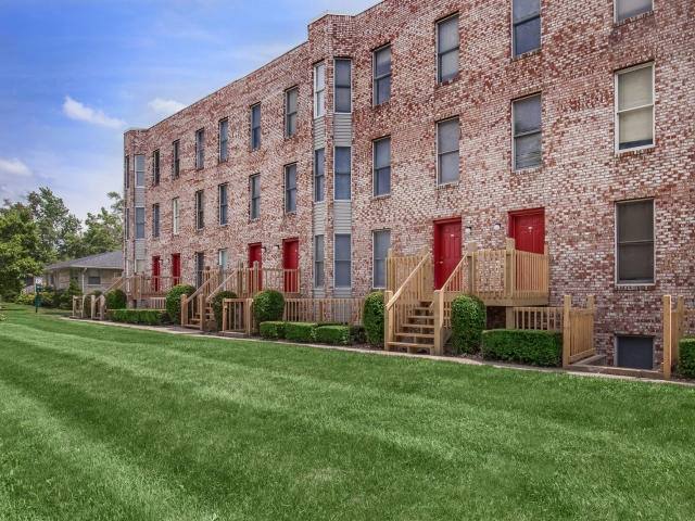 Apartment for rent at 816 N New York Ave #A11, Muncie, IN 47303