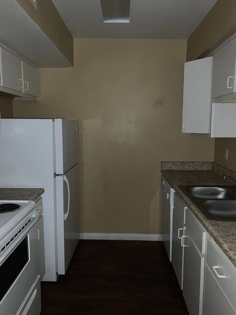 Condo for rent at 5625 Antoine Dr, Houston, TX 77091