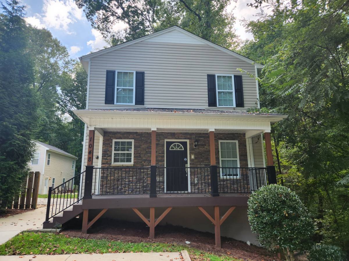 Apartment for rent at 1048 Ranch Dr, Winston Salem, NC 27106