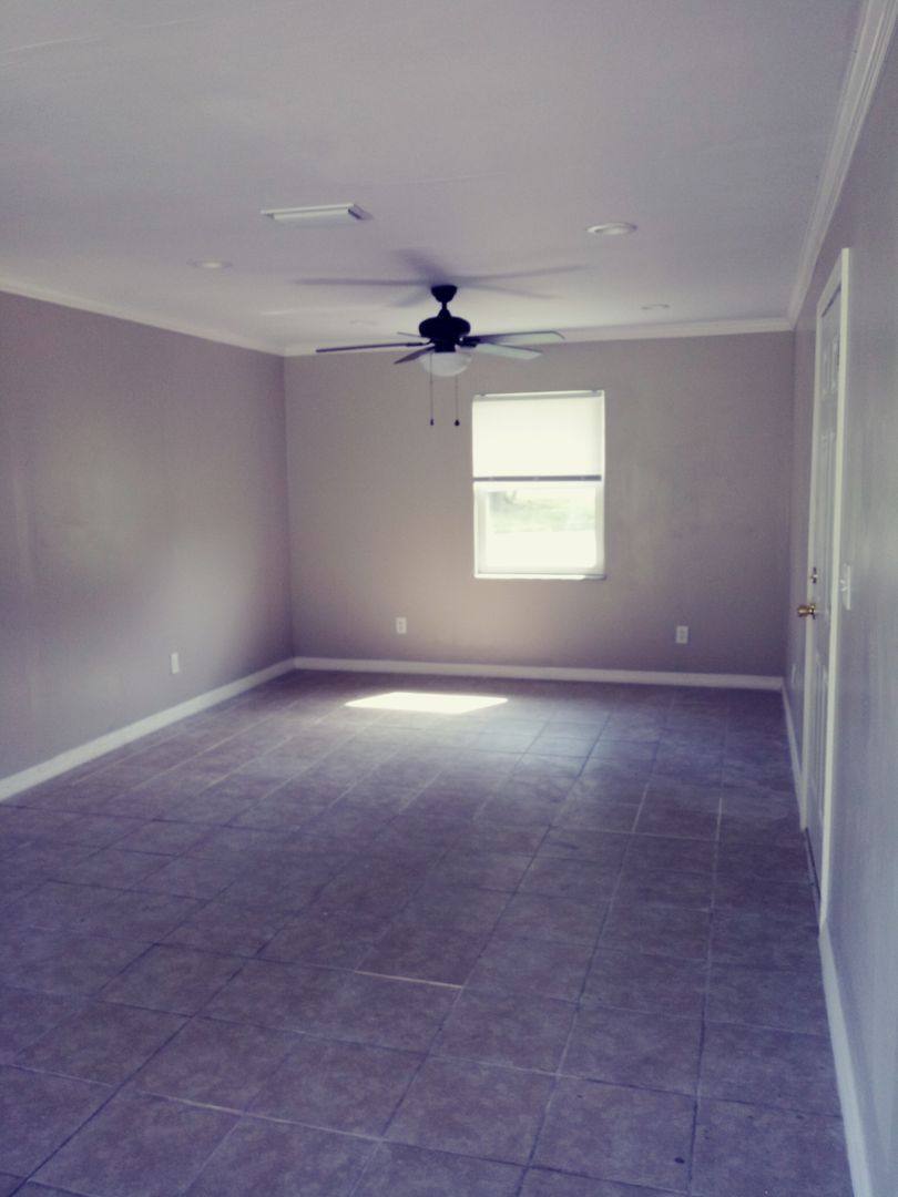 Apartment for rent at 2216-2248 Cr, Lake Panasoffkee, FL 33538