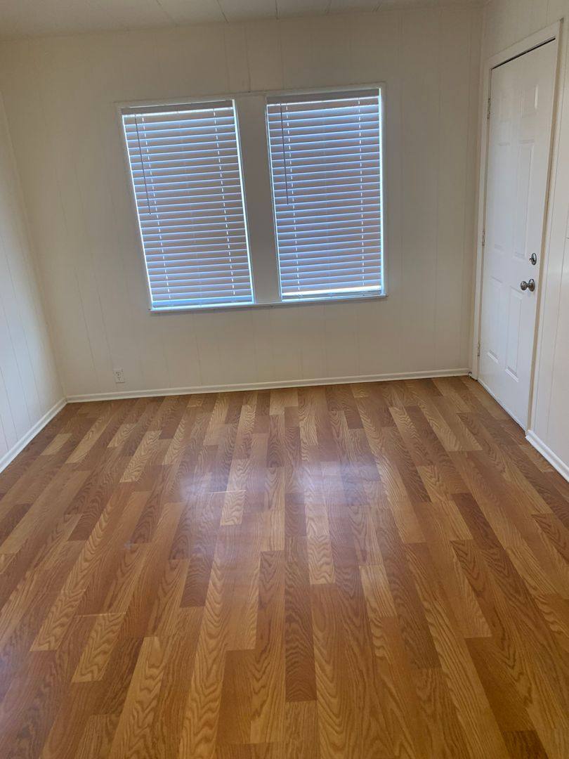 Apartment for rent at 124 Chester Ave, Bakersfield, CA 93301