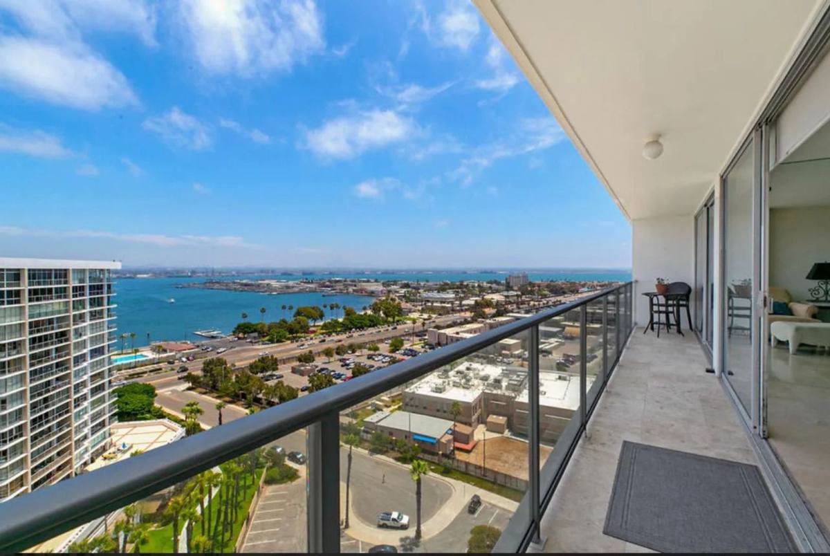 Apartment for rent at 1830 Avenida Del Mundo, Coronado, CA 92118