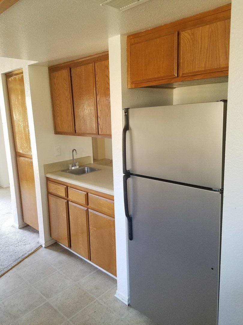 Apartment for rent at 6900 Valleyview Dr, Bakersfield, CA 93306