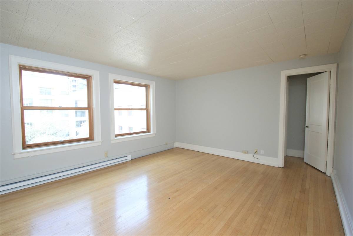 Apartment for rent at 1400 Boren Ave, Seattle, WA 98101