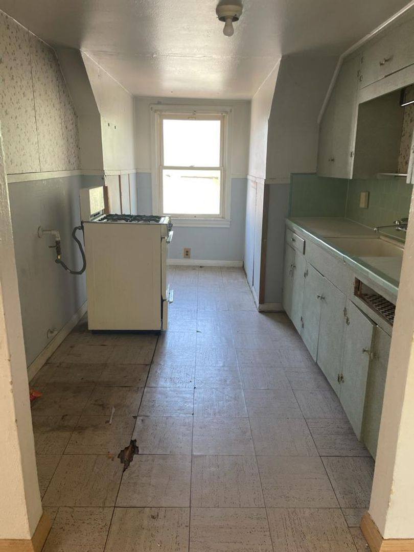 House for rent at 1711 5th St #UPSTAIRS, Galena Park, TX 77547
