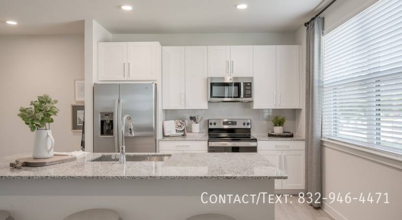 Apartment for rent at 100 Hogan St #PHY1, Houston, TX 77009