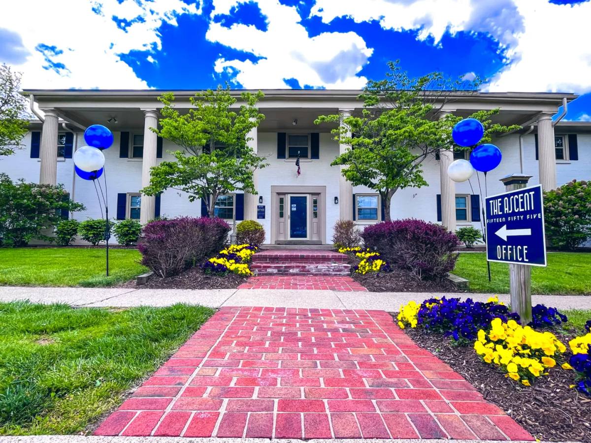 Apartment for rent at 1555 Eastland Parkway, Lexington, KY 40505