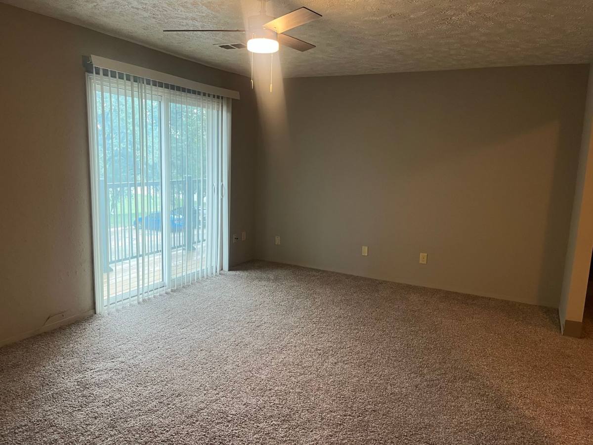 Apartment for rent at Shadow Ridge, 8500 Granville Parkway, La Vista, NE 68128