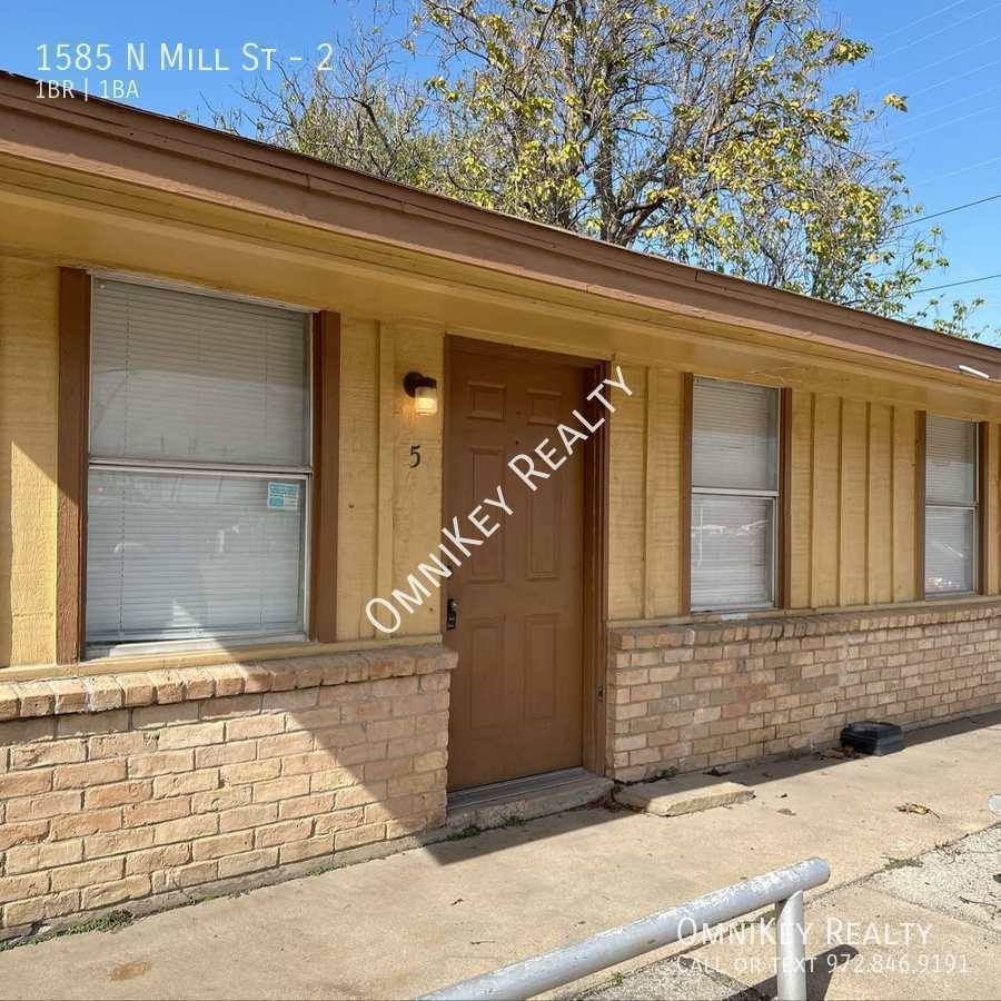 Apartment for rent at 1585 N Mill St #2, Lewisville, TX 75057