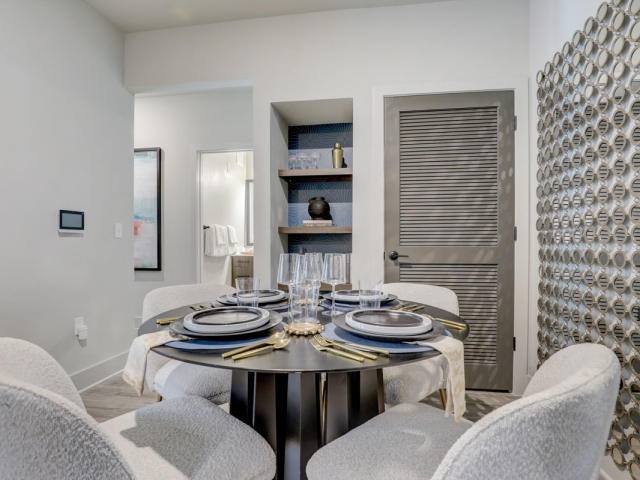 Apartment for rent at 12520 Sunglow Blvd #E22, Venice, FL 34293