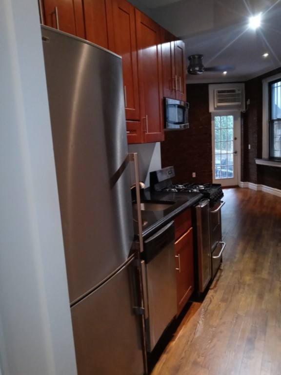 Apartment for rent at 410 E 13th St #1D, New York, NY 10009