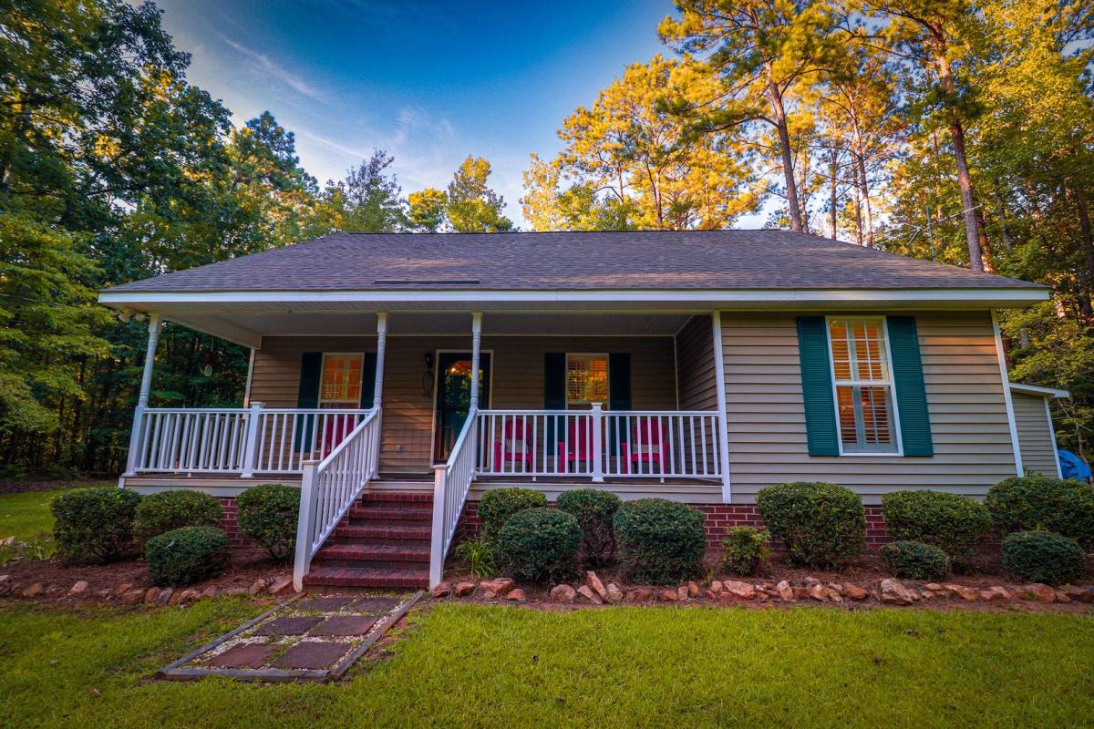 House for rent at 1233 Fishing Creek Estates, Lincolnton, GA 30817