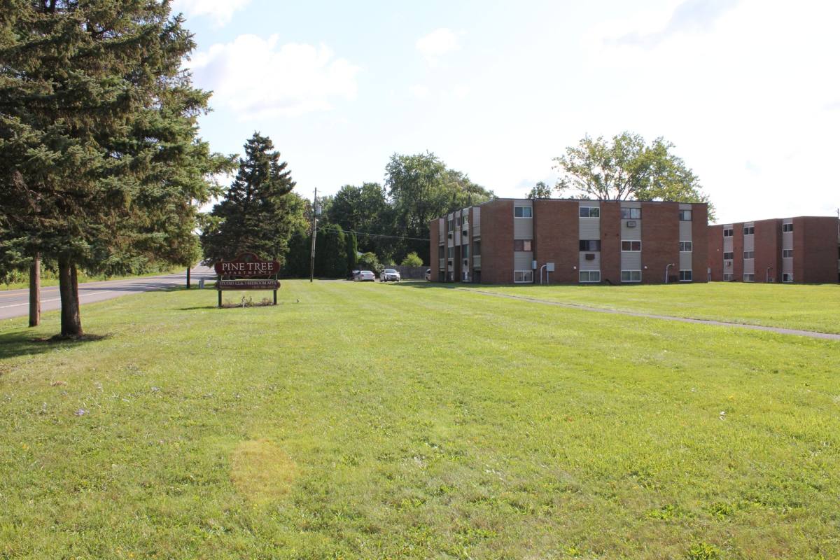 Apartment for rent at 1136 Vine St, Liverpool, NY 13088