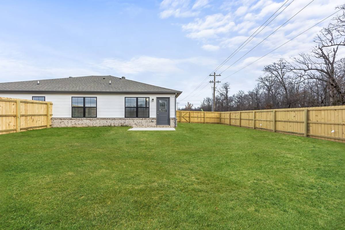 Apartment for rent at 111 NW 63rd Ave, Bentonville, AR 72713