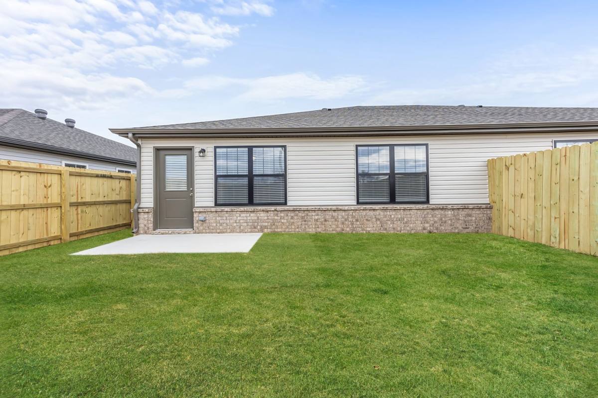 Apartment for rent at 111 NW 63rd Ave, Bentonville, AR 72713