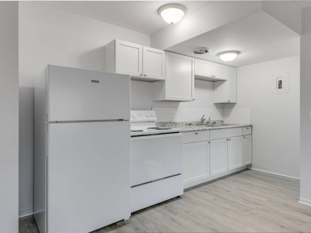 Apartment for rent at 1401 E Kalamazoo St #A11, Lansing, MI 48912