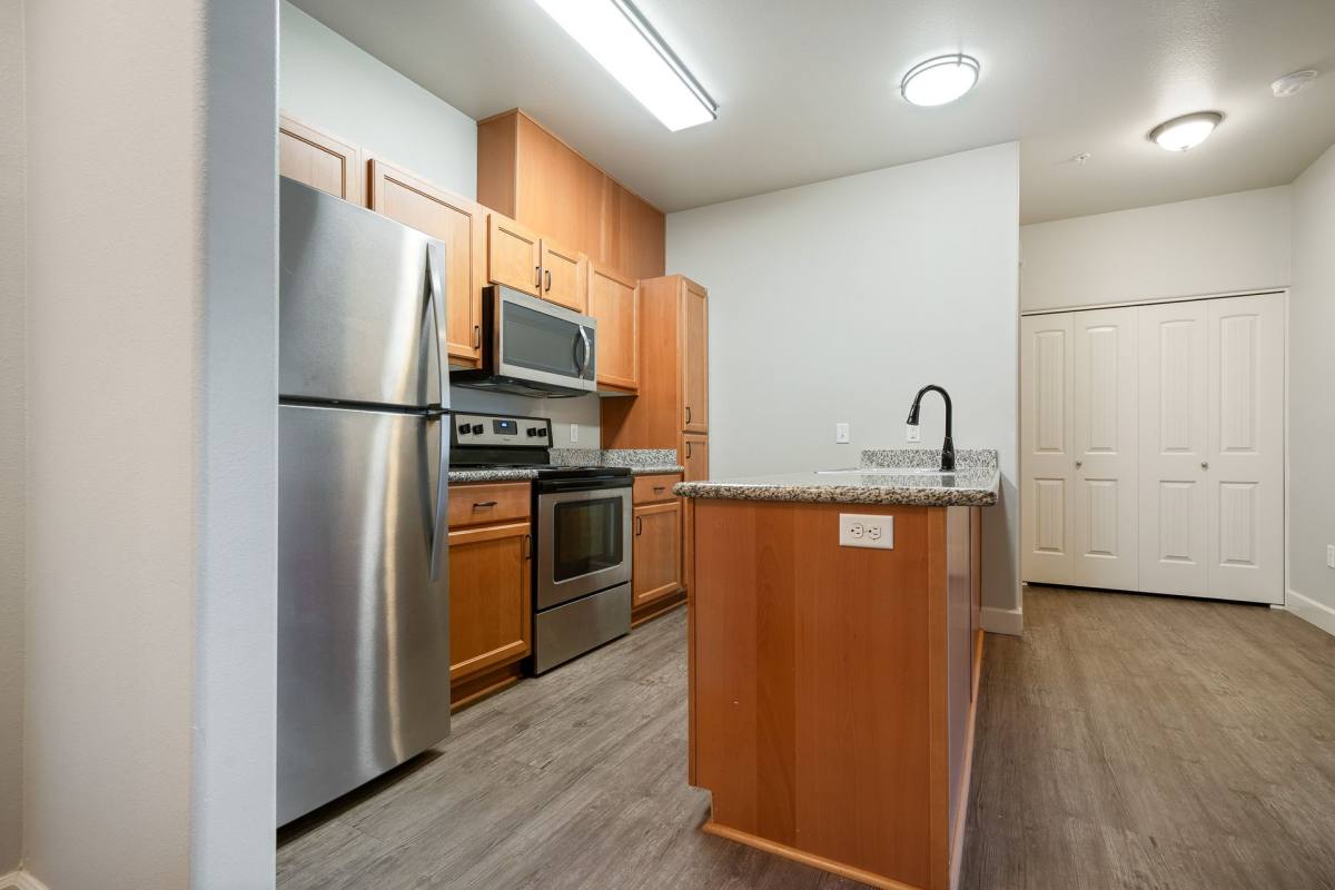 Apartment for rent at Webster Ridge, 18181 Webster Rd, Gladstone, OR 97027