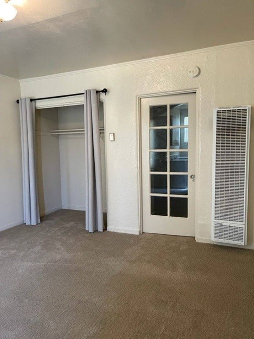Apartment for rent at 2609 Sacramento St, Berkeley, CA 94703
