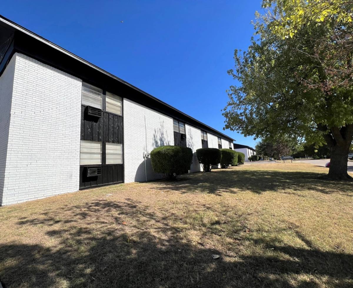 Apartment for rent at 1309 NW Baldwin, Lawton, OK 73507