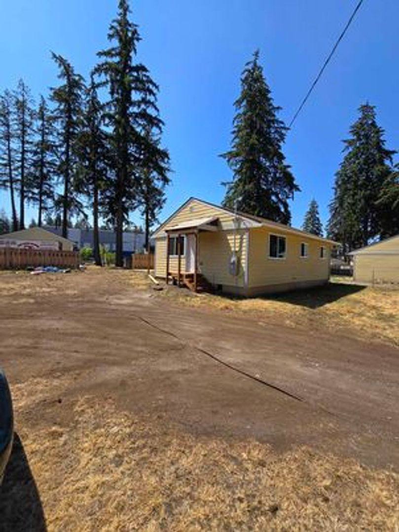House for rent at 14906 Woodbrook Dr, Lakewood, WA 98439
