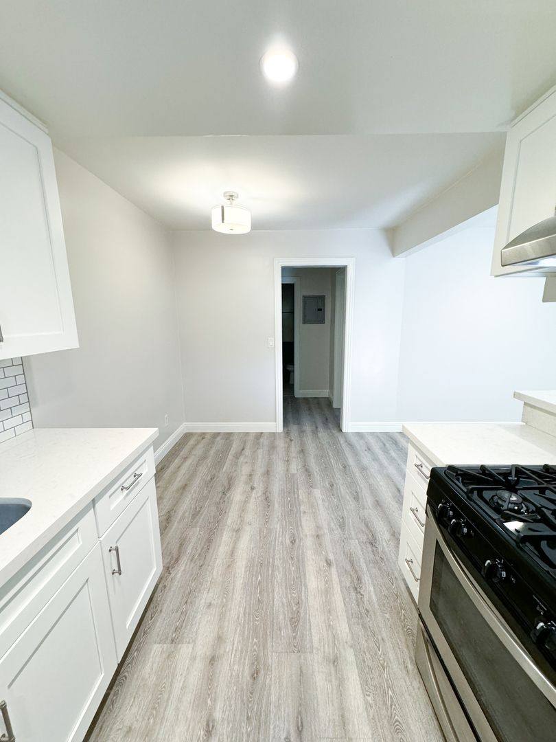 Apartment for rent at 816 S Marguerita Ave, Alhambra, CA 91803