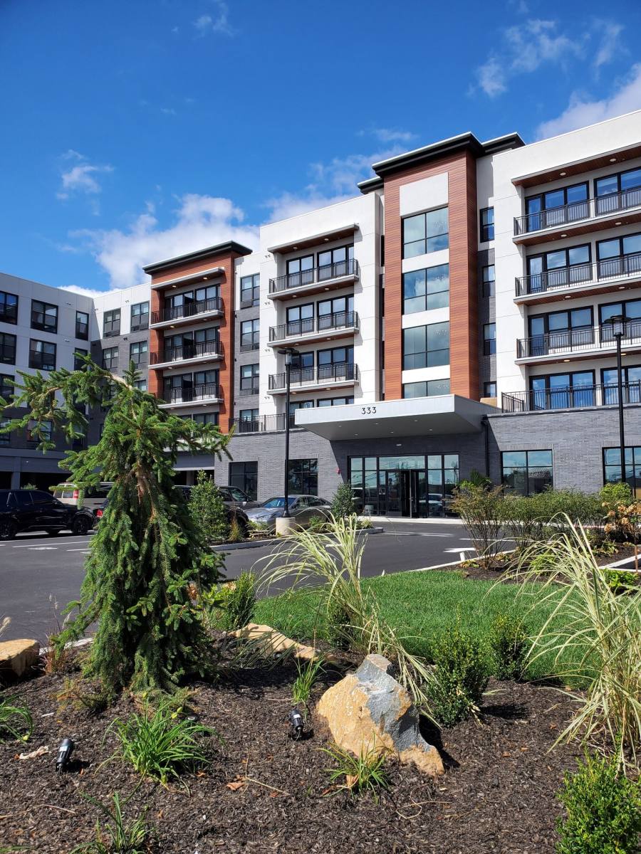 The Meadowside, 333 Bergen Blvd, Fairview, NJ 07022 - Apartment for Rent