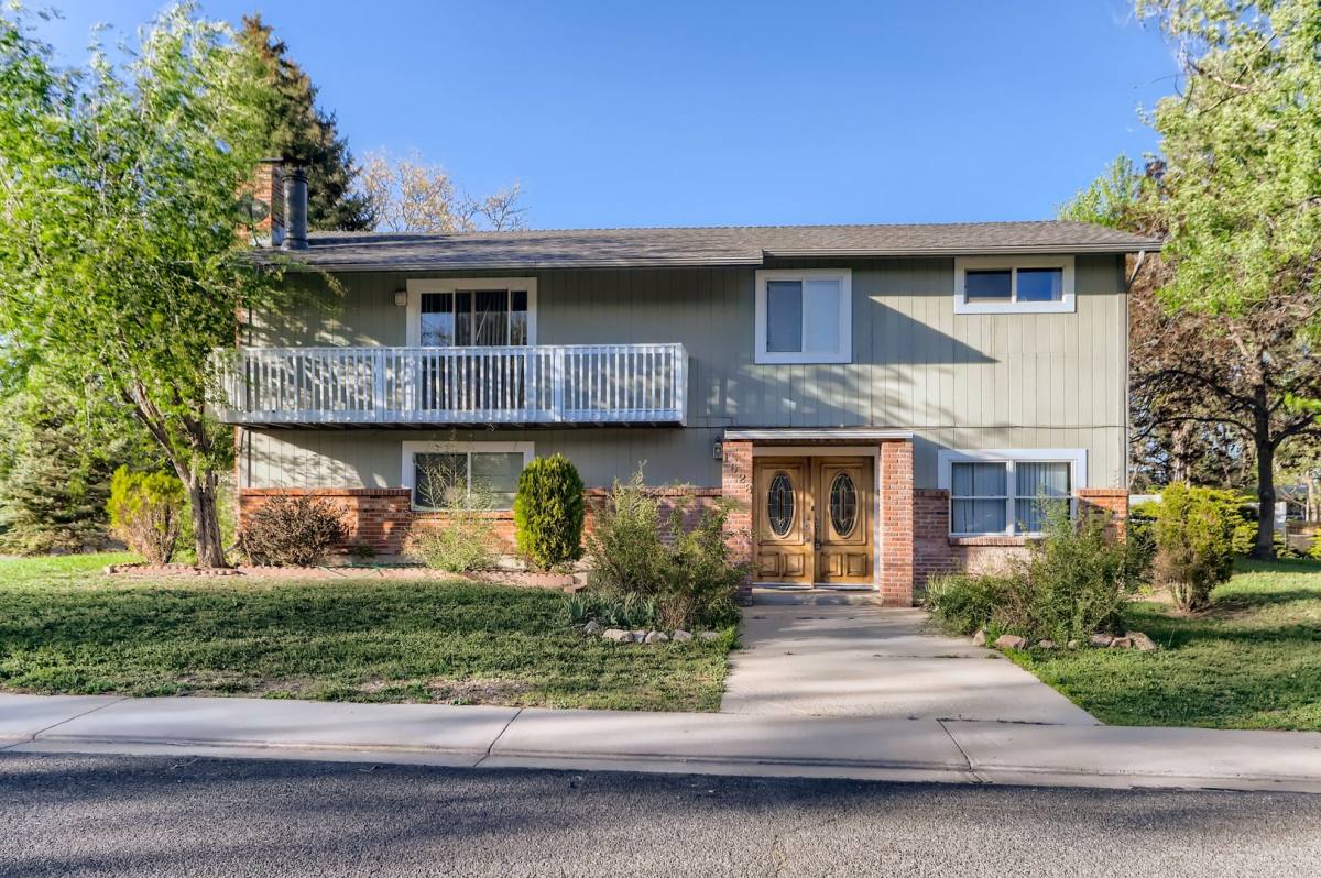 House for rent at 1628 Centaur Circle, Lafayette, CO 80026