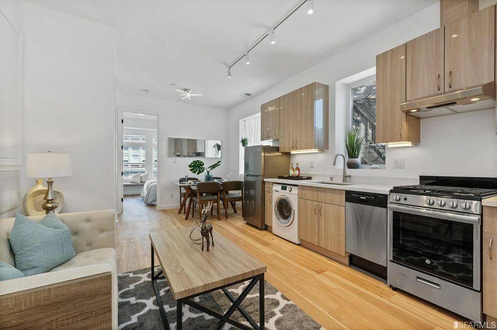 Apartment for rent at 31 29th St #A, San Francisco, CA 94110