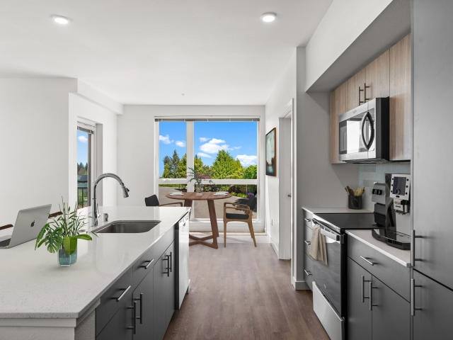 12377 137th Place NE #A21, Redmond, WA 98052