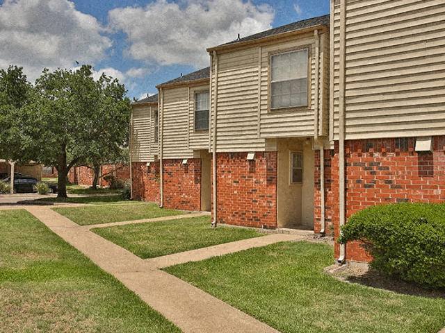 Apartment for rent at 3902 E 39th St #E11, Bryan, TX 77802