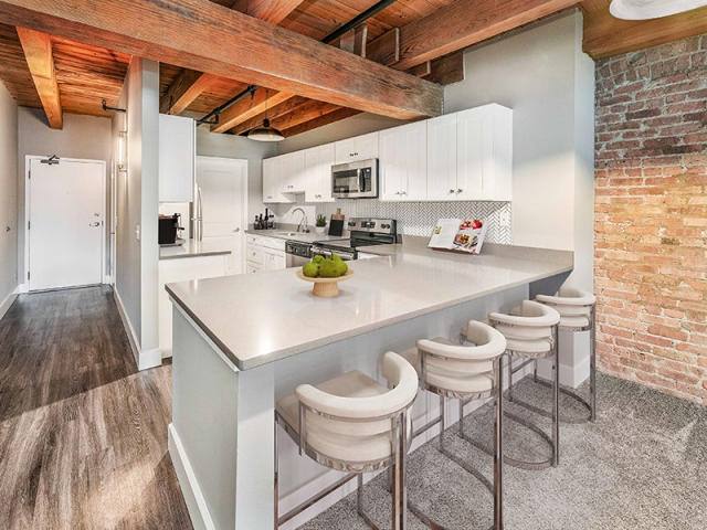 Apartment for rent at 200 E 5th Ave #E31, Naperville, IL 60563