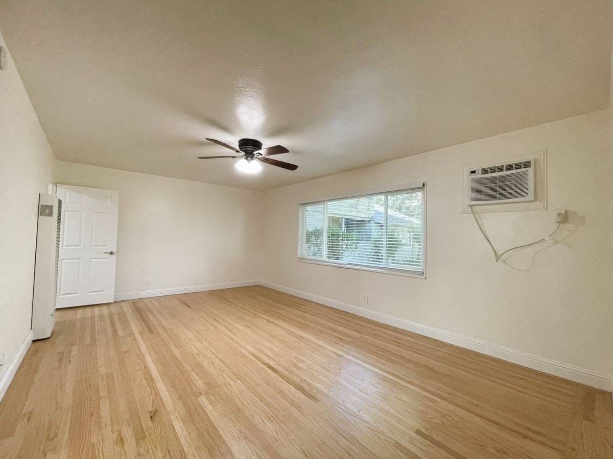 Apartment for rent at 2951 Calderwood Lane, Sacramento, CA 95821