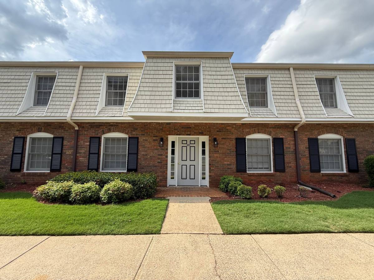 Apartment for rent at Royal Springs, 400 Springdale St, Athens, GA 30606