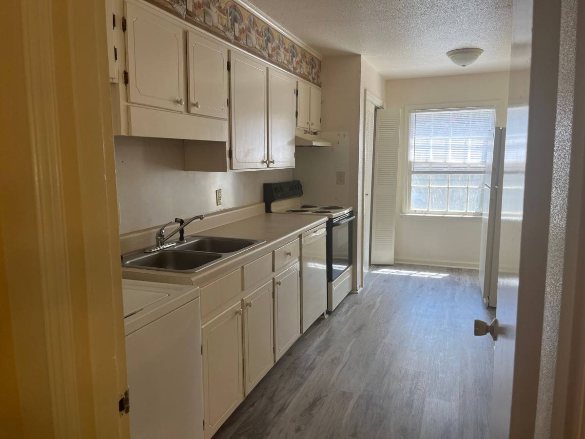 Apartment for rent at 400 Springdale St, Athens, GA 30606