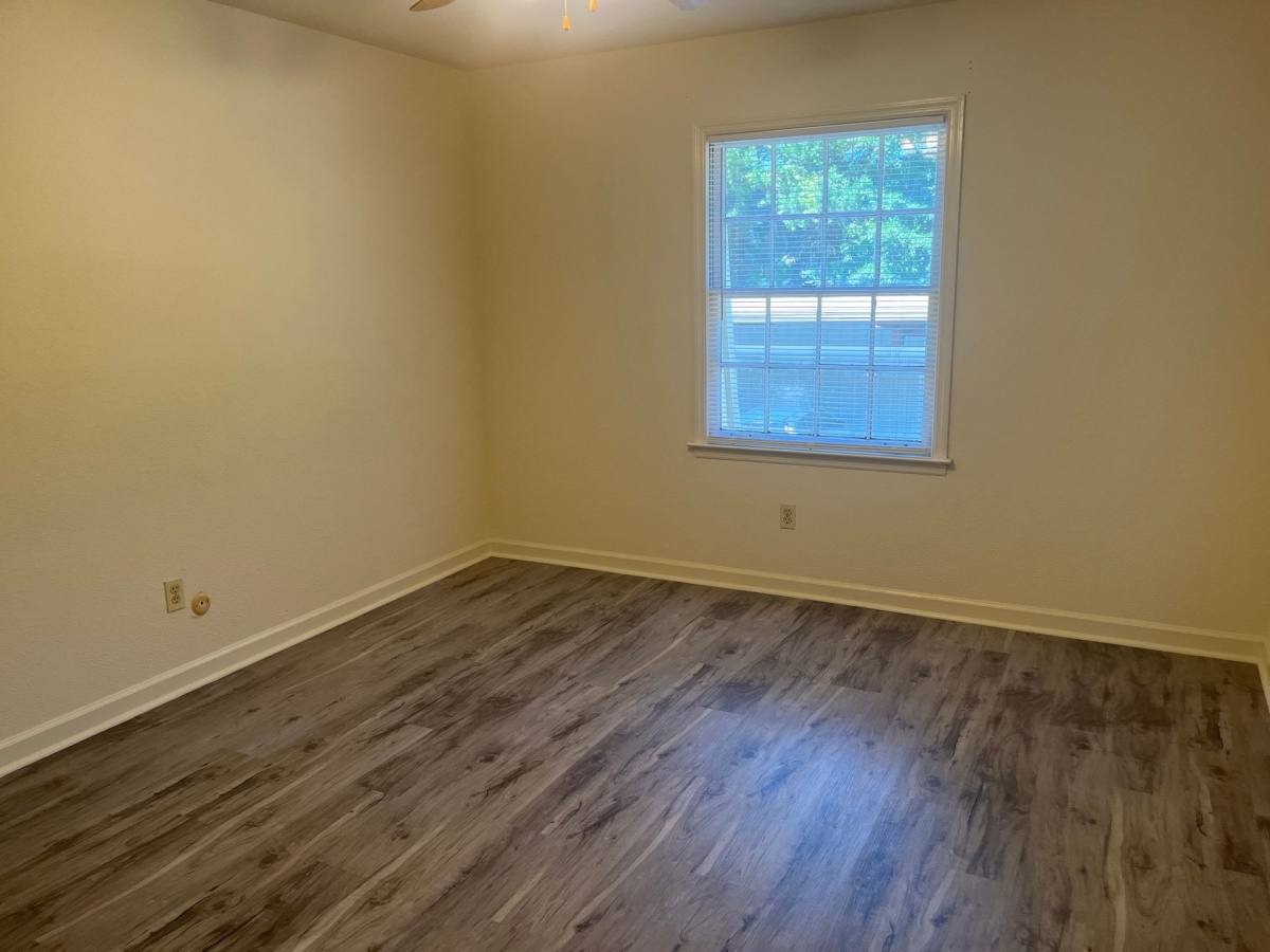 Apartment for rent at 400 Springdale St, Athens, GA 30606