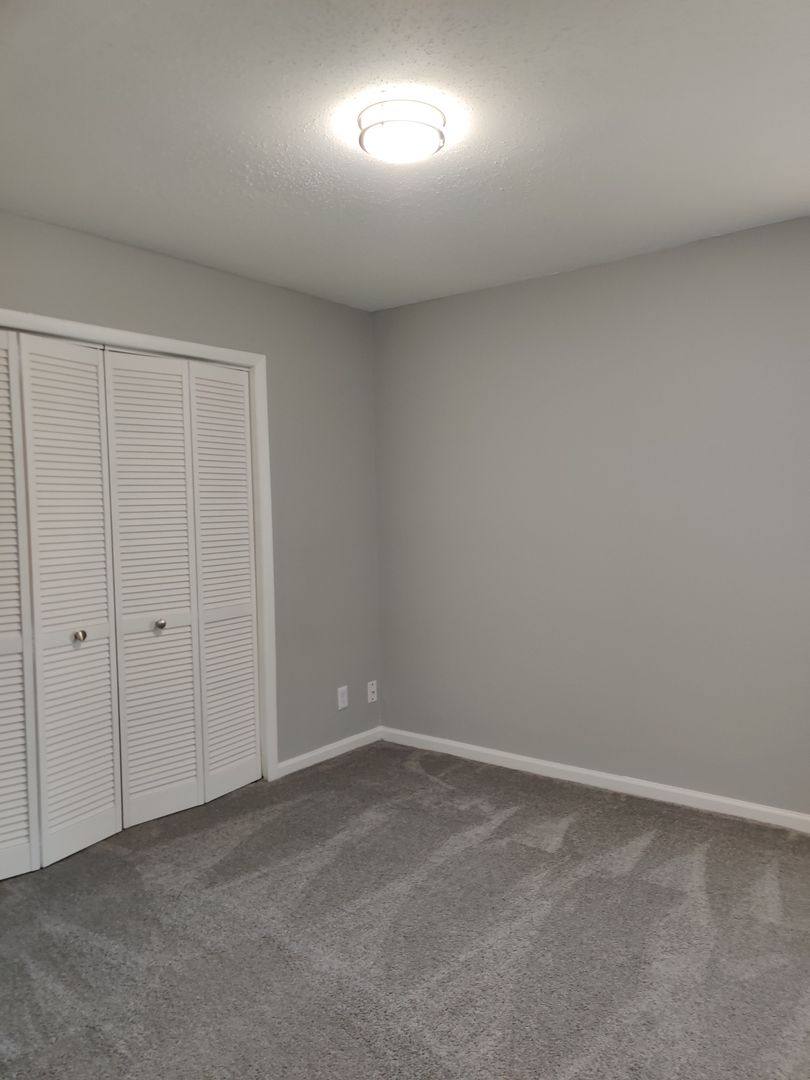 Apartment for rent at 2231 Shadow Valley Rd, High Point, NC 27265