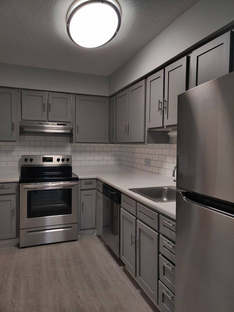 Apartment for rent at 2231 Shadow Valley Rd, High Point, NC 27265