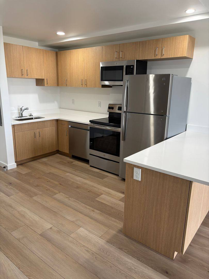 Apartment for rent at 5 Grandview Ave, Pittsburgh, PA 15211