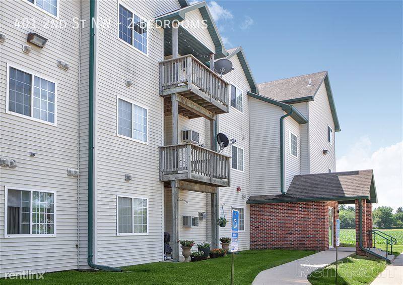 Apartment for rent at 351 2nd St NW #208, Altoona, IA 50009