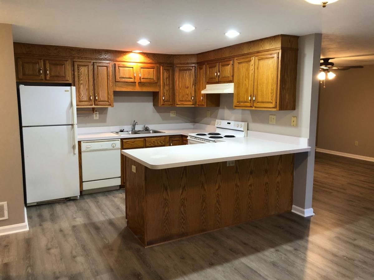 Apartment for rent at 327 N Pine Ave, Spring Grove, PA 17362