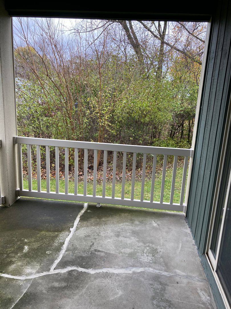 Apartment for rent at 100 Kellars Lane, Liverpool, NY 13088