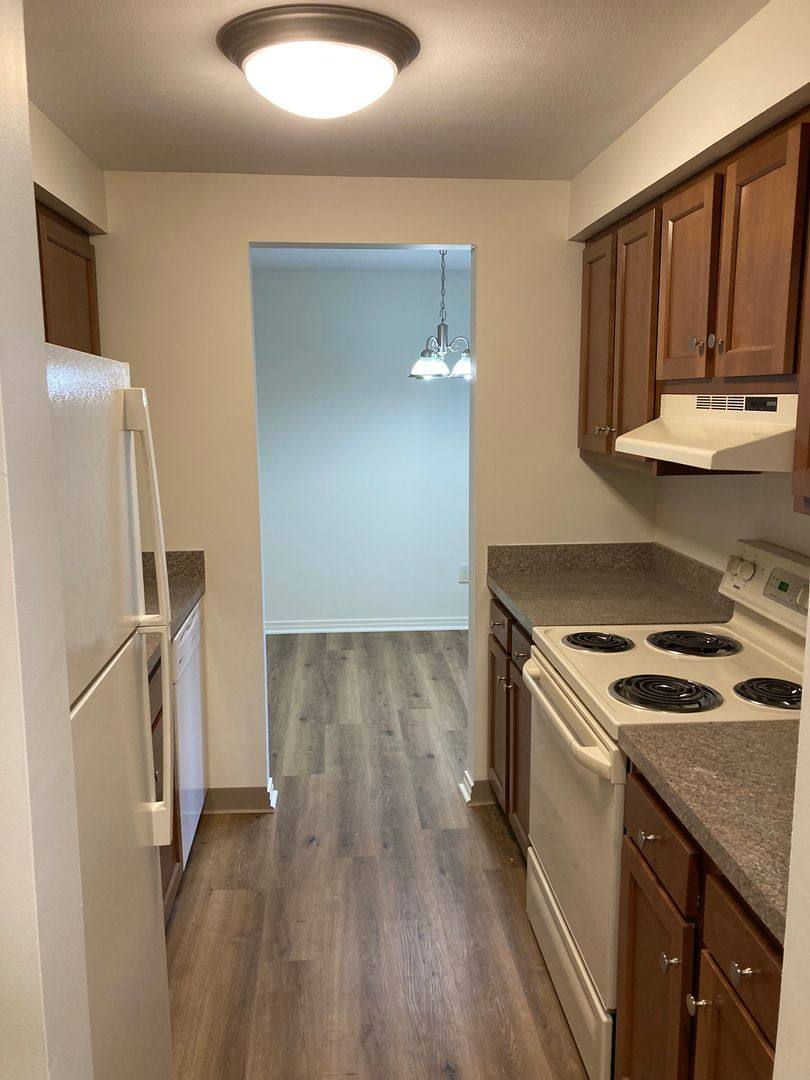 Apartment for rent at 100 Kellars Lane, Liverpool, NY 13088