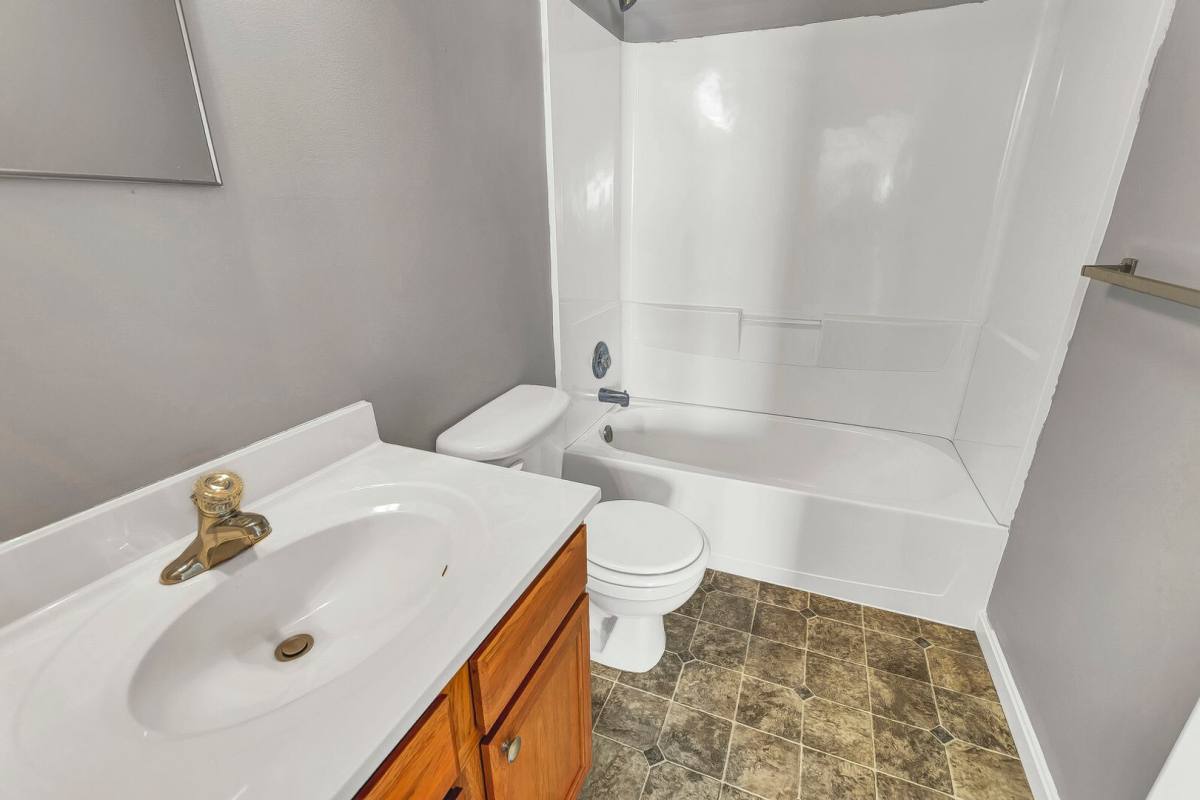 Apartment for rent at 301 Dorchester Ave, La Plata, MD 20646